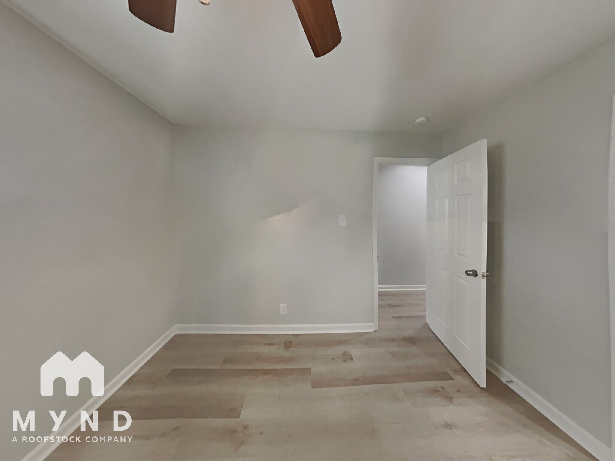 Building Photo - 900 Chalmers St