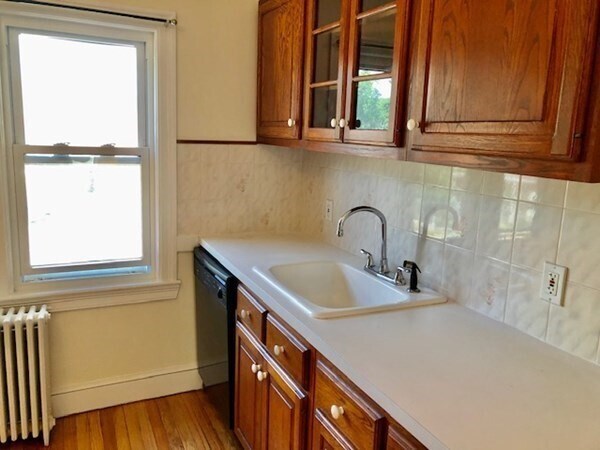 Building Photo - 12 Pinehurst St