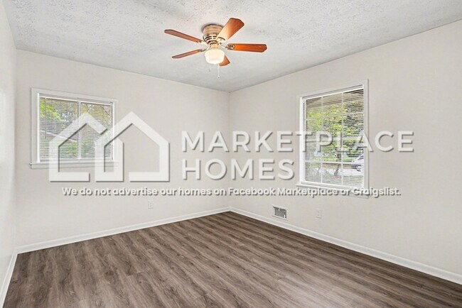 Building Photo - 10091 Silent Trail