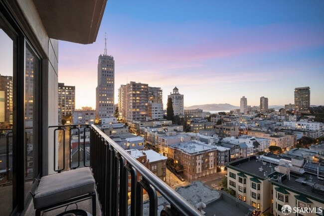 Building Photo - 1170 Sacramento St