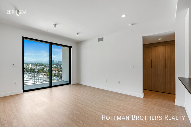 Building Photo - 3686 Overland Ave