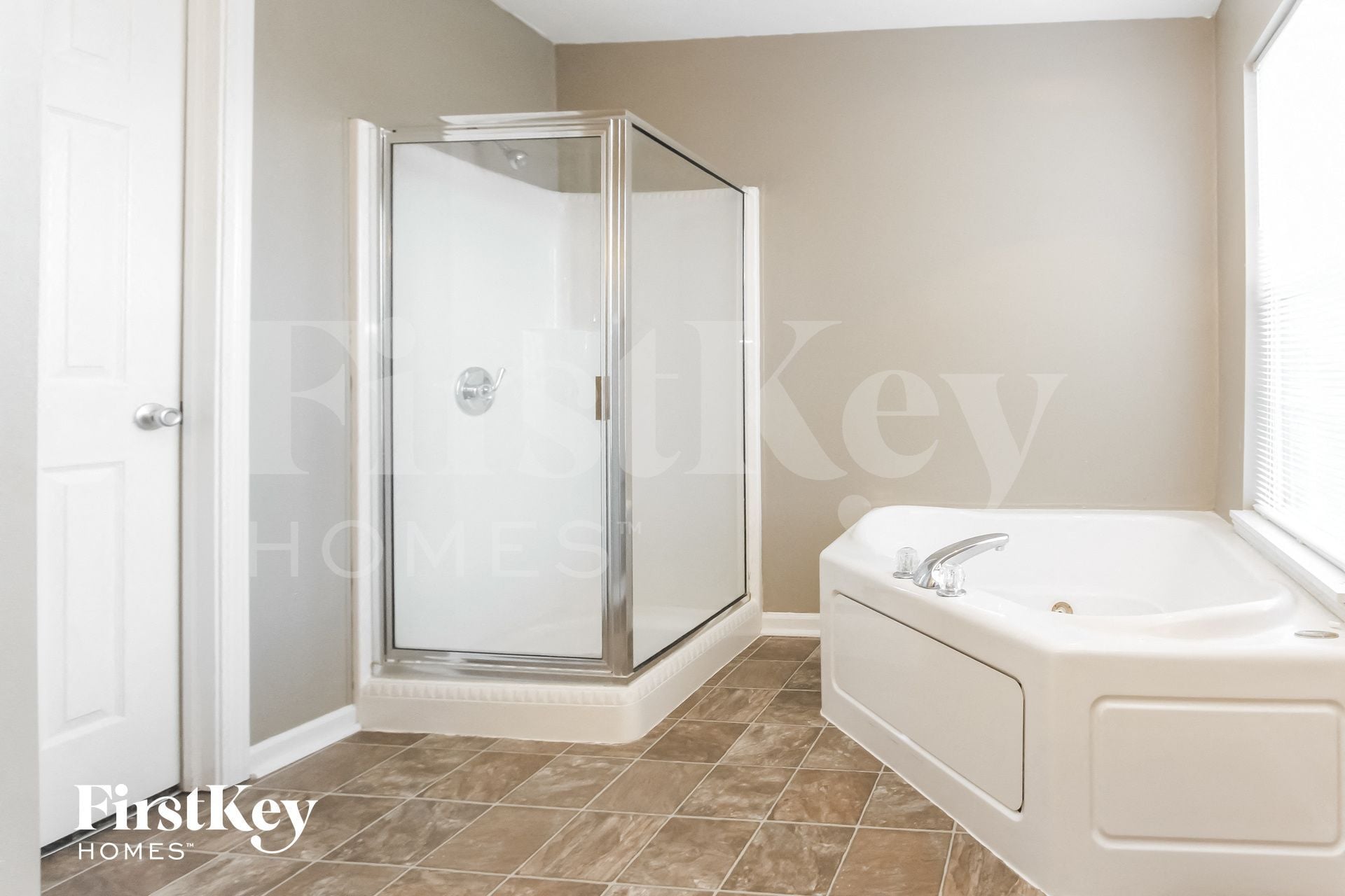 Building Photo - 2032 Alysheba Dr