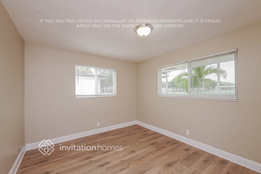 Building Photo - 1141 N 66 Terrace