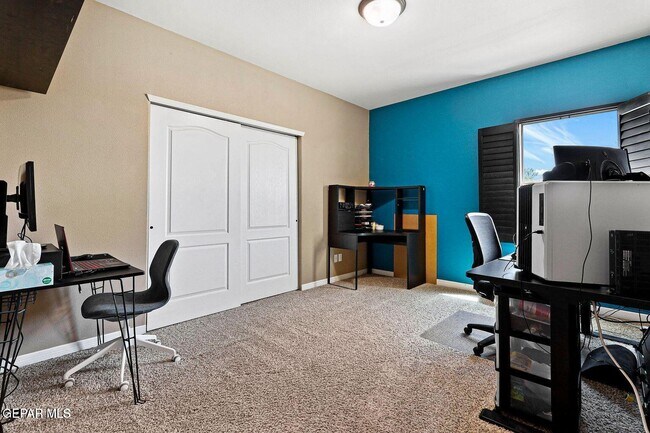 Building Photo - 2244 Honour Point Pl