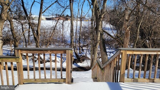 Building Photo - 216 Brookside Terrace