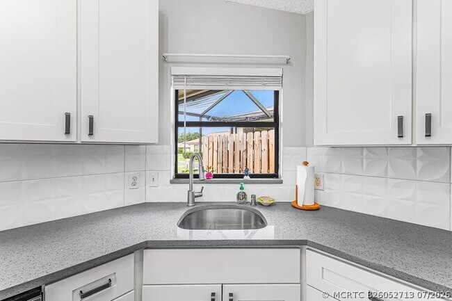 Building Photo - 2826 Stoneway Ln