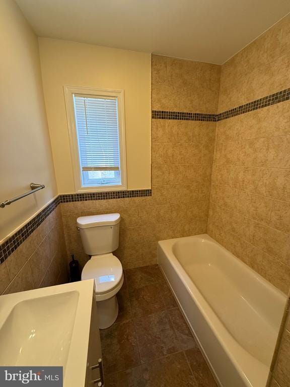 Building Photo - 4616 Rosedale Ave