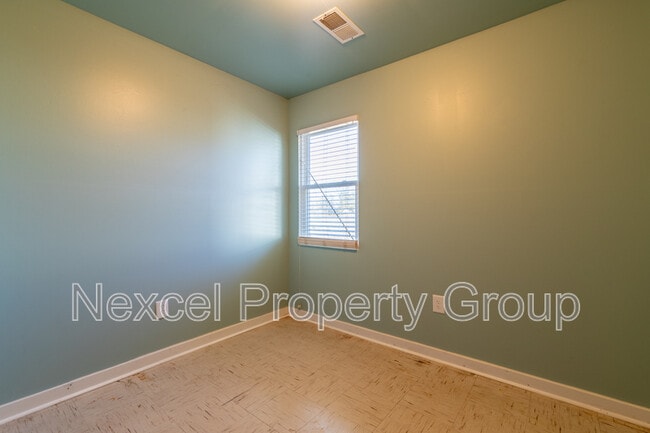 Building Photo - 318 Gannt St