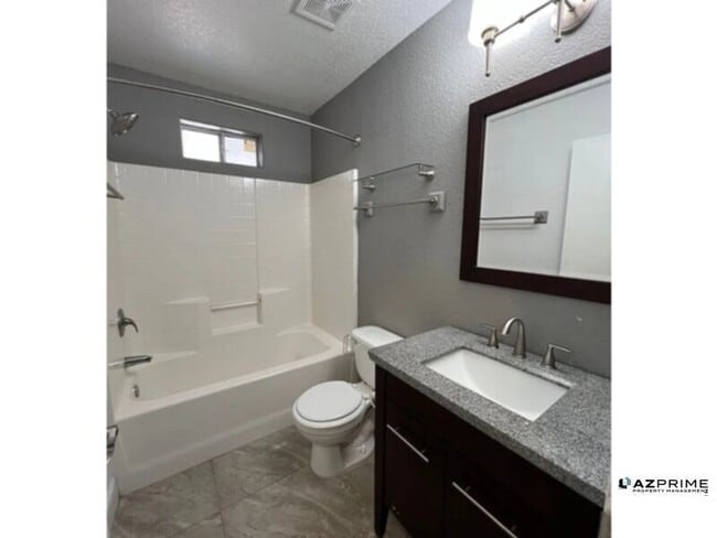 Primary Photo - 9638