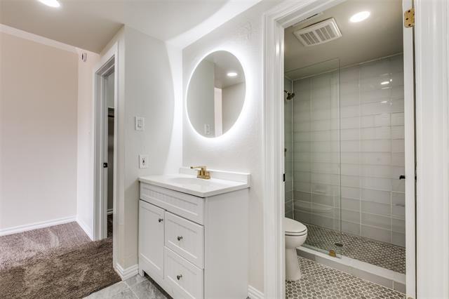 Building Photo - 3208 Cole Ave