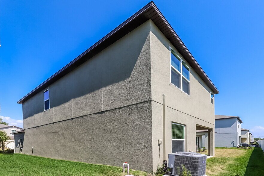 Building Photo - 7309 Spring Snowflake Ave