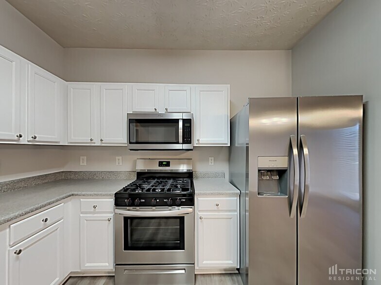 Building Photo - 441 Pondweed Dr