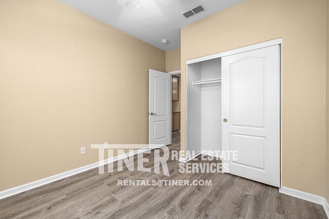 Building Photo - Introducing a charming new home in Folsom