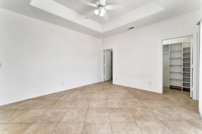 Building Photo - Single Story 3 bedroom and 2 bath home.