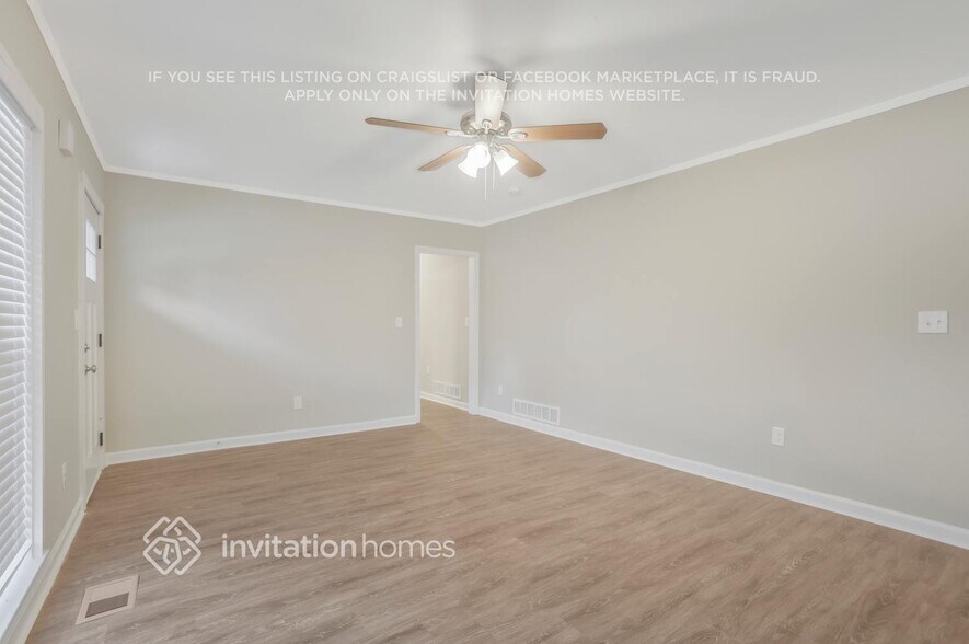 Building Photo - 2145 Green Forrest Dr