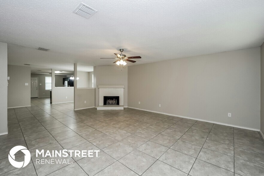 Building Photo - 3908 Foxhound Ln