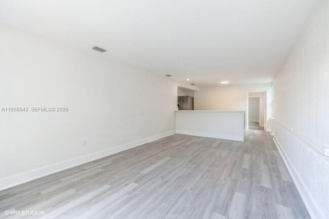 Building Photo - 759 81st St