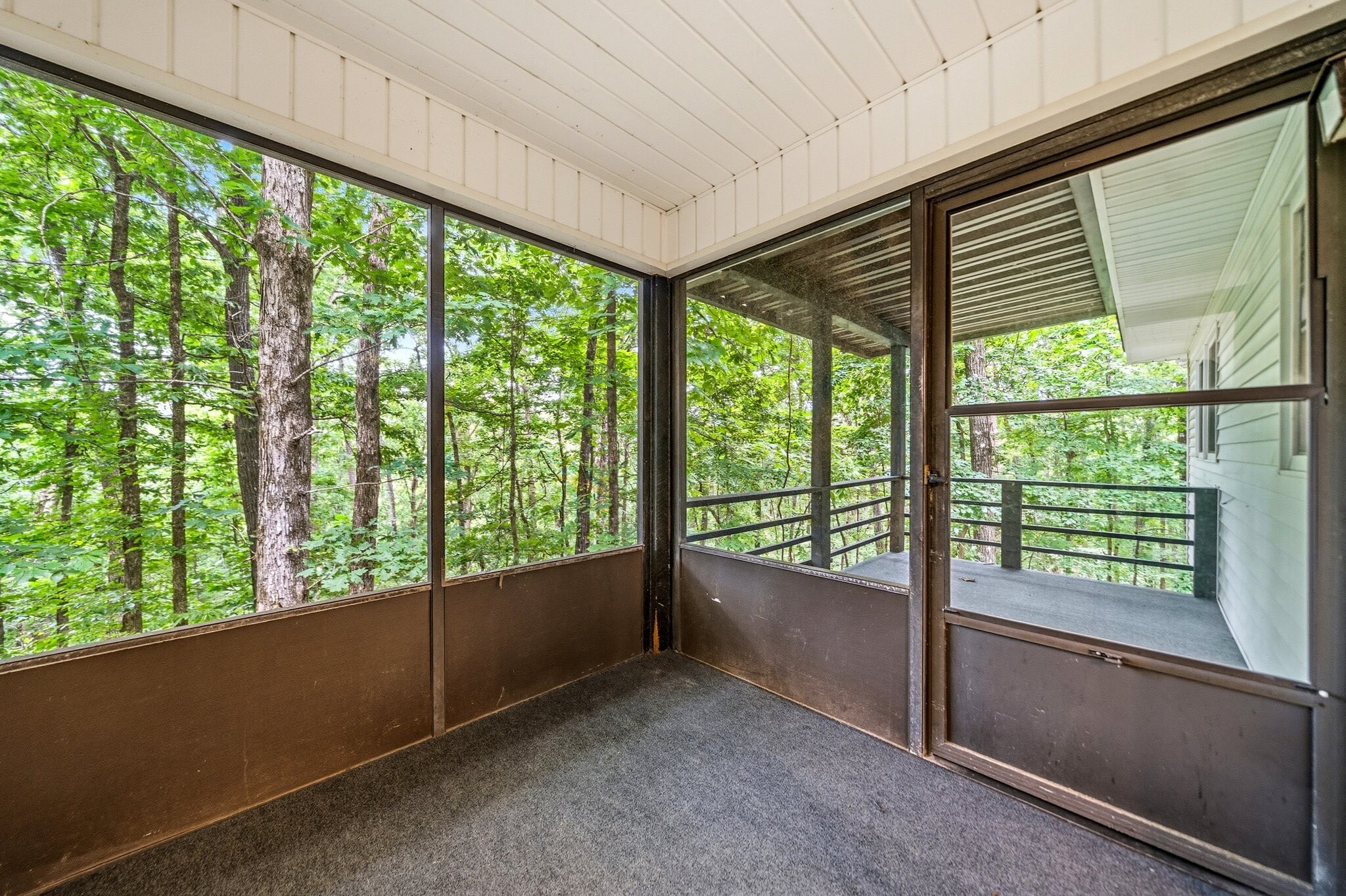 Building Photo - 11 Vitoria Ln