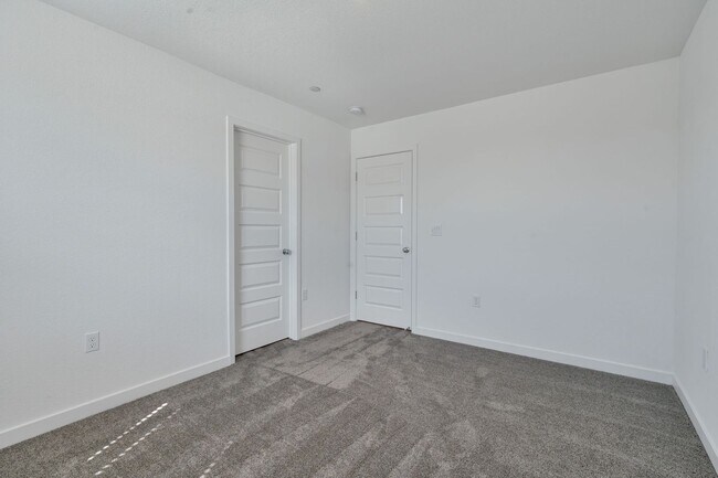 Building Photo - Brand-New 4BR Home with Solar in Rancho Co...