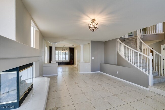 Building Photo - 685 Lynmar Ct