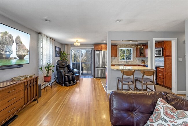 Building Photo - 44 Belleview Ave
