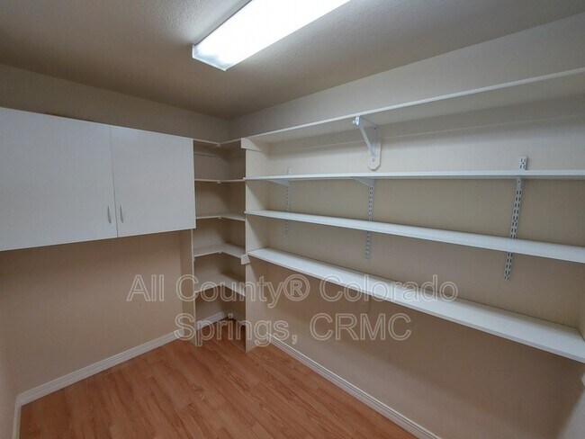 Building Photo - 5035 Langdale Way