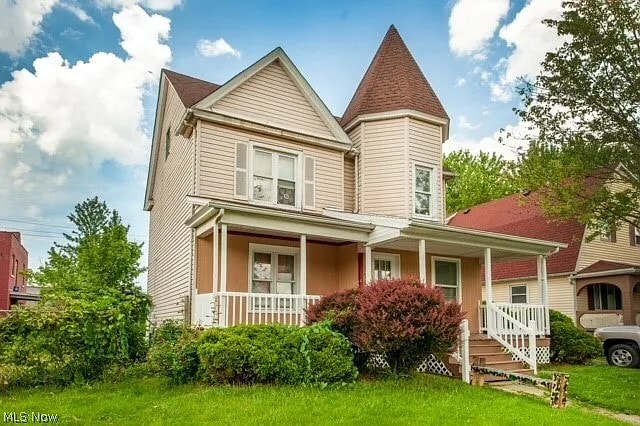 Building Photo - 1705 E 29th St
