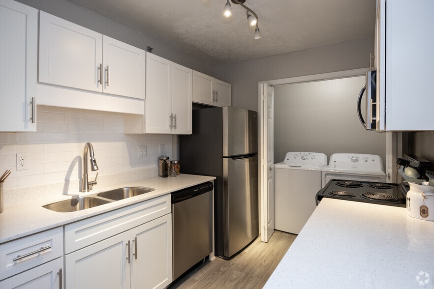 Primary Photo - Webb Bridge Crossing