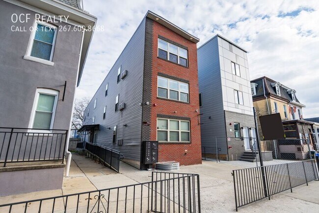 Building Photo - 751 N 43rd St