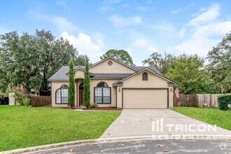 Building Photo - 8808 Mountain Lake Dr S