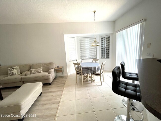 Building Photo - 1896 Windbrook Dr