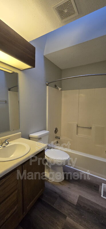 Building Photo - 5448 Evard Rd