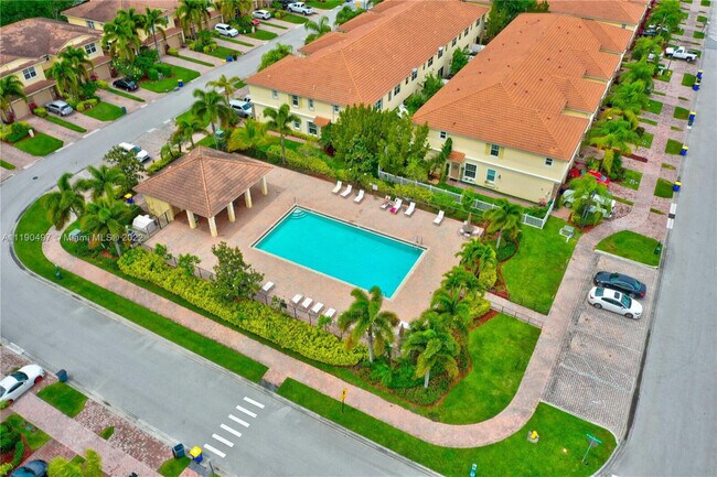 Building Photo - 9469 SW Purple Martin Way