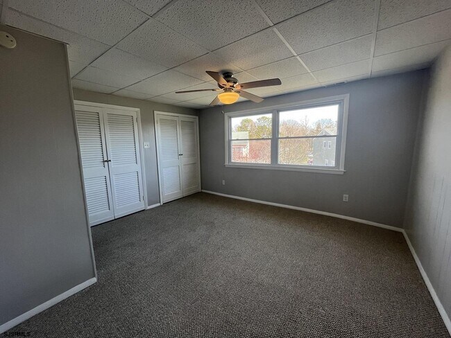 Building Photo - 104 Minnetonka Ave