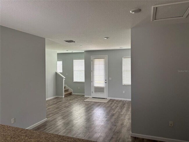 Building Photo - 193 Holly Village Dr
