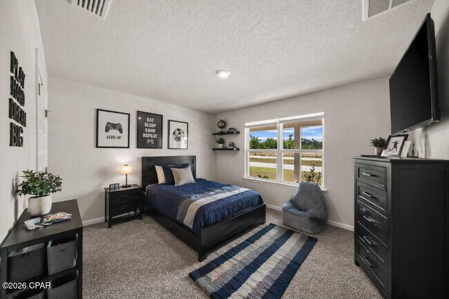 Building Photo - 7504 Delancey St