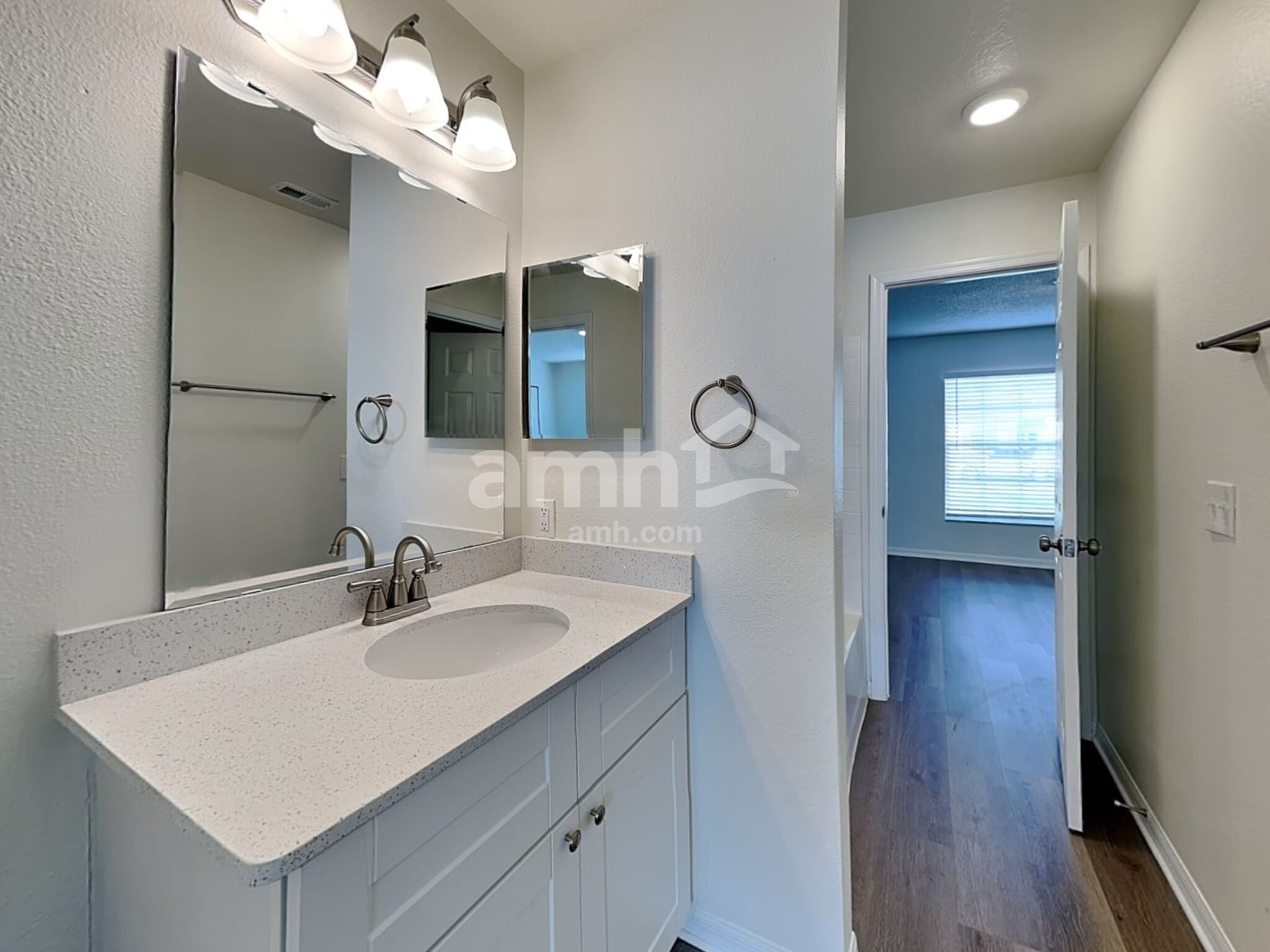 Building Photo - 4208 Settlers Ct