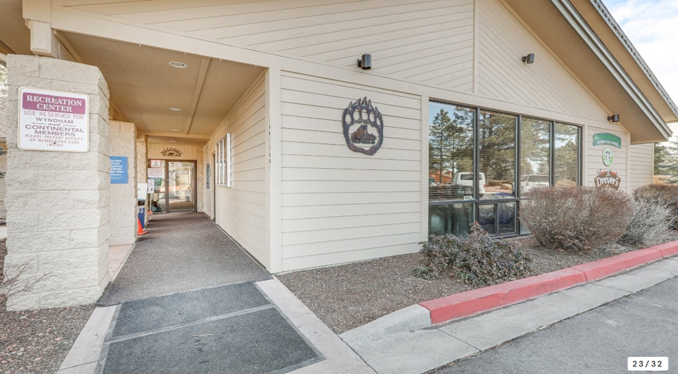 Bear Paw included with property rental - 2665 N Valley View Rd