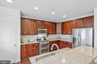 Building Photo - 703 Skippers Ln