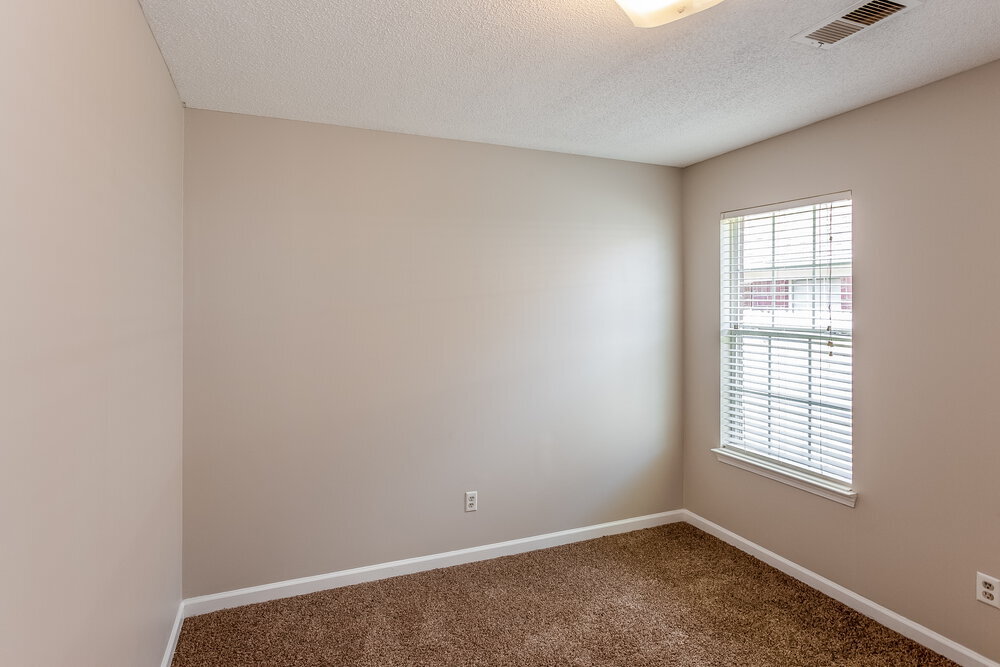 Building Photo - 5848 Kayla Dr