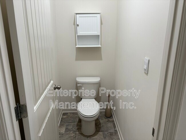 Building Photo - 30 Misty Birch Ln