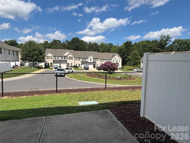 Building Photo - 7411 Red Mulberry Way