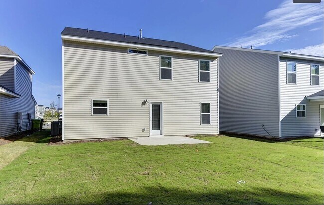 Building Photo - 426 Ganton Ct