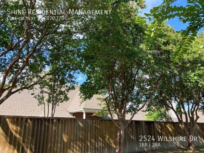 Building Photo - 2524 Wilshire Dr