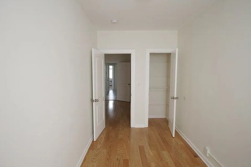 Building Photo - 48-29 40th St