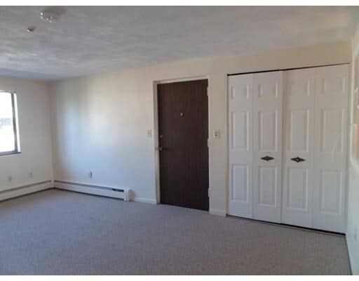 Building Photo - 30a Colonial Dr