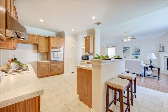 Building Photo - 22514 Jutewood Ln