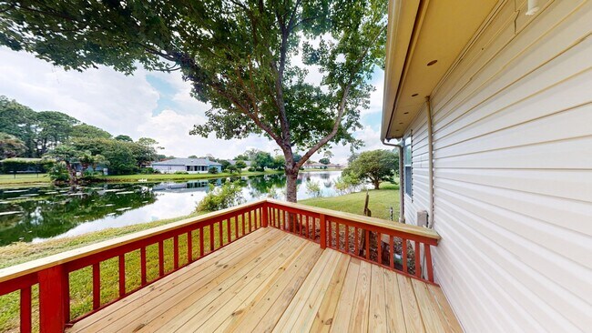 Building Photo - 3Bed/ 2Bath Home - Available Now!