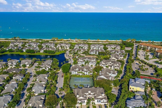 Building Photo - 602 Mainsail Cir