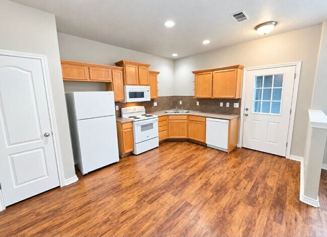 Building Photo - 5551 W 29th St